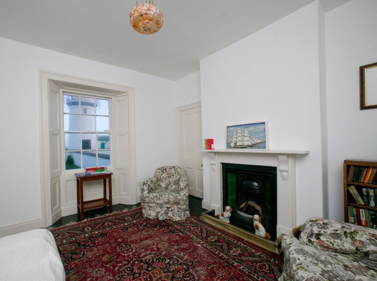 Galley Head Lightkeeper'S Houses Donoure エクステリア 写真